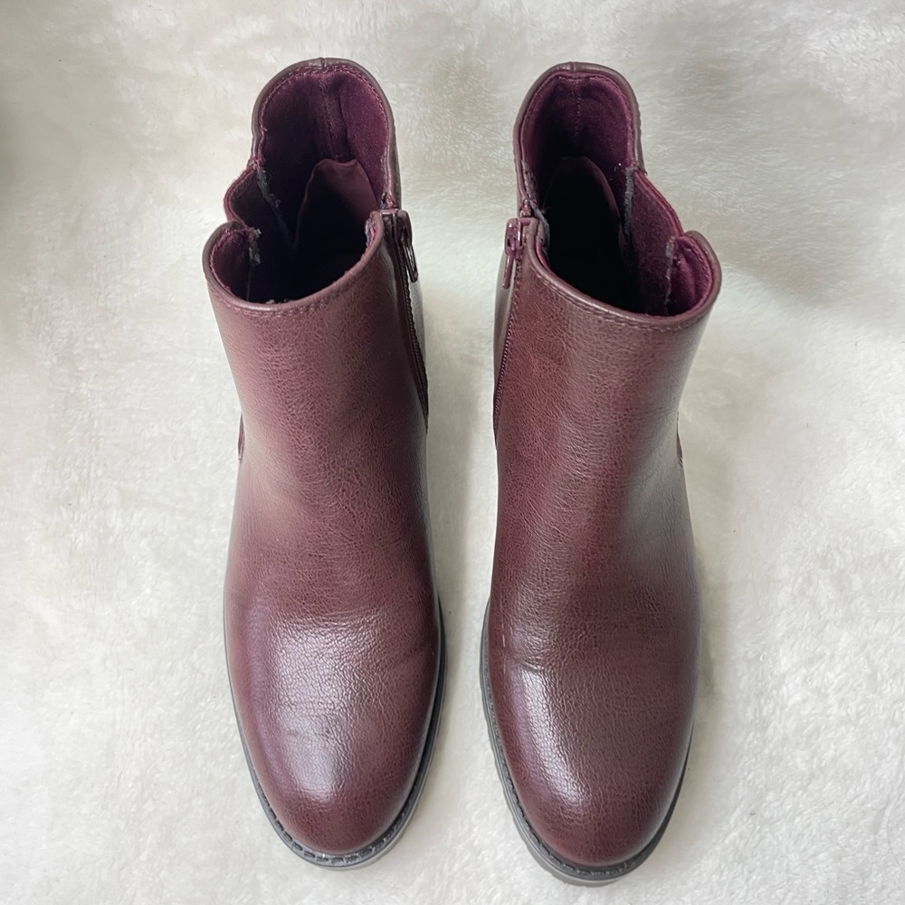Baretraps Daytona Chelsea Boot Cabernet 6M Ankle Booties G 756 - Picture 14 of 16